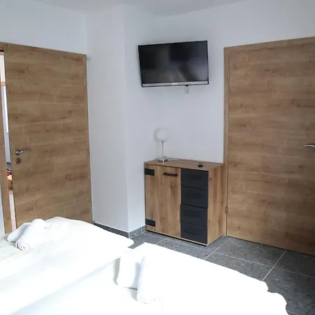 Gaestehaus Radler Scheune Heede