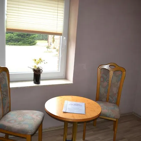 Gaestehaus Radler Scheune Pensión Heede